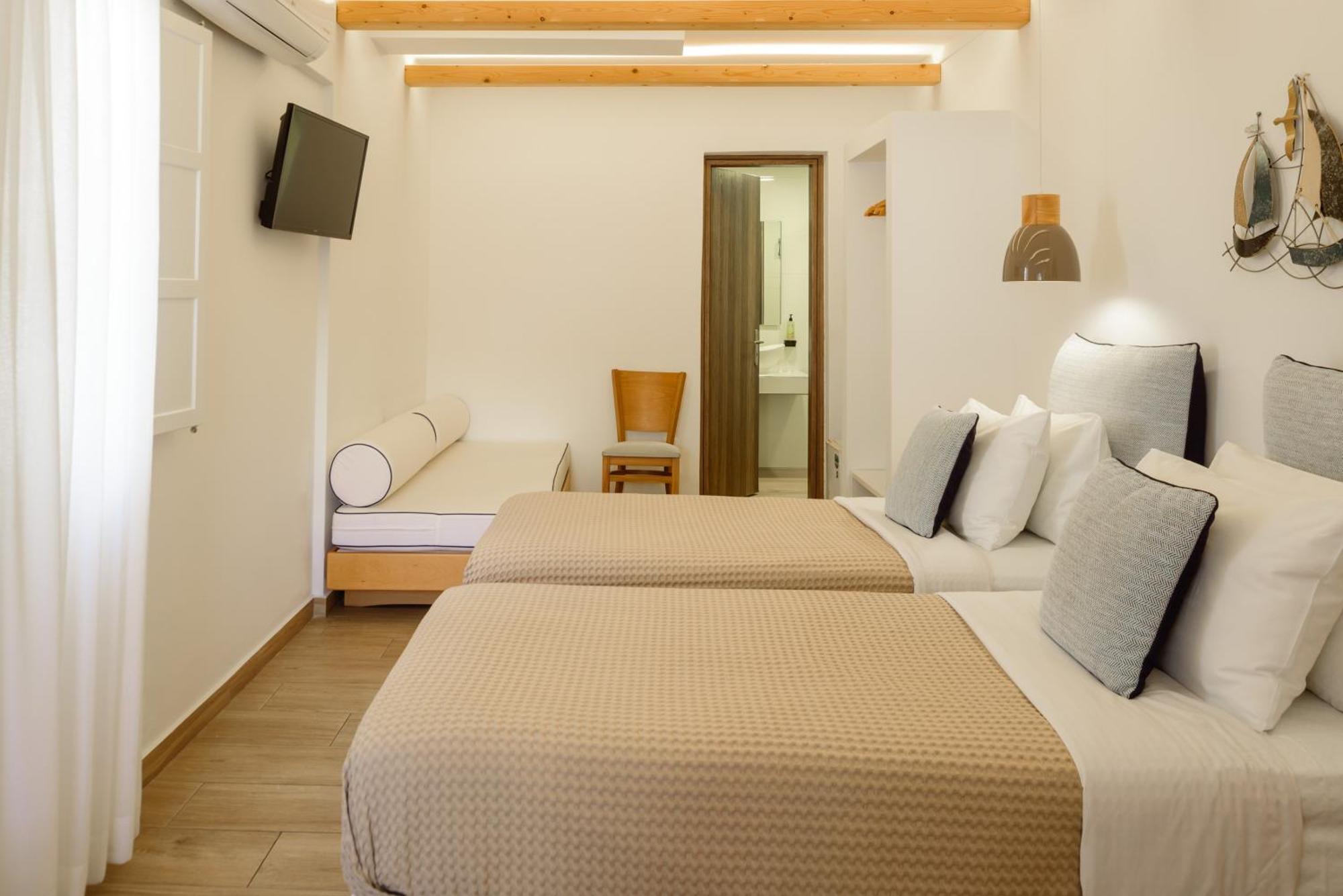 Karidis Hotel Kamári Exterior foto